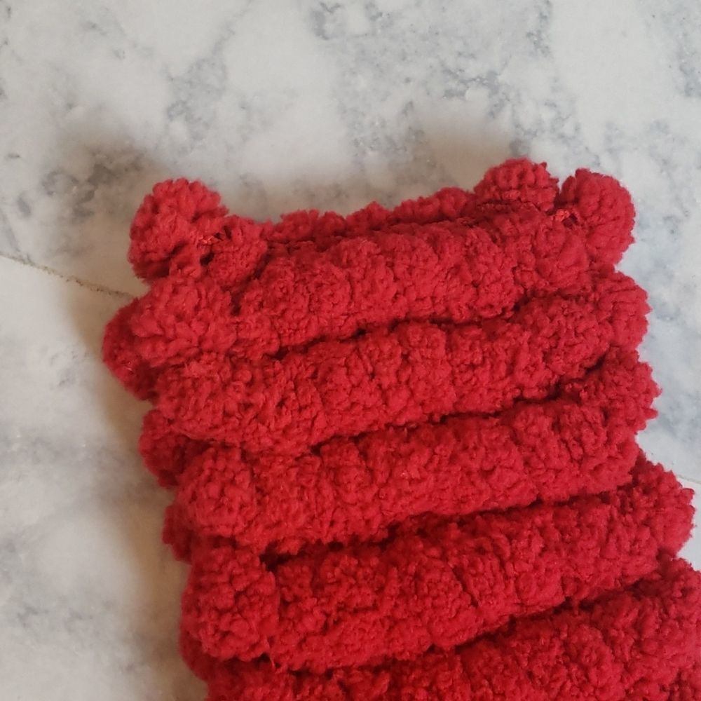 Red Winter Scarf - Picture 4 of 4